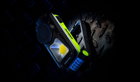 Latarka ręczna Unilite SP-750 